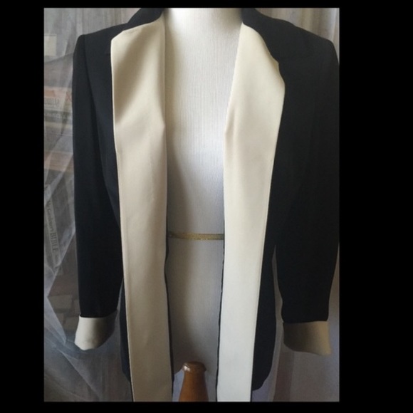 *Tuxedo Style Blazer* - Picture 3 of 4